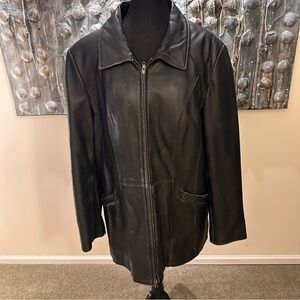 ⭐️ Danier XL Ladies Lined Jacket *very distressed *